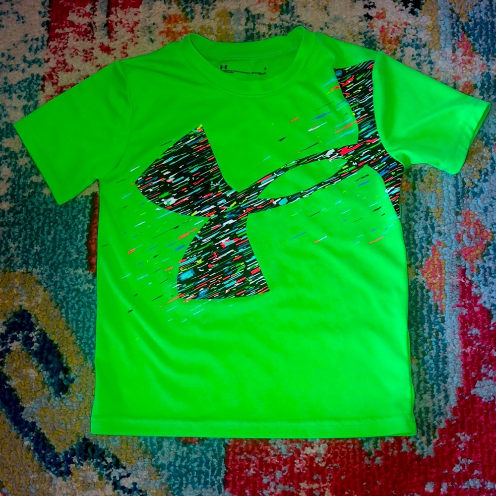 Under Armour tee